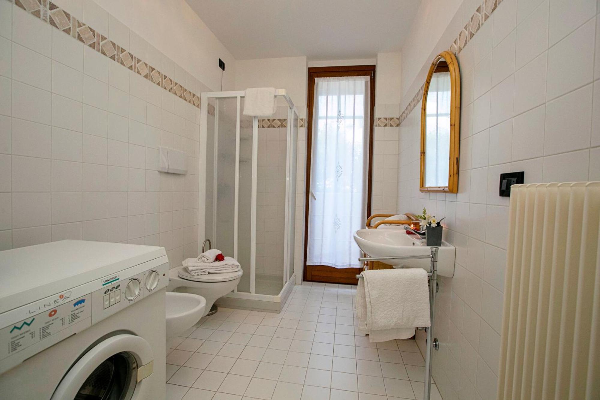 Appartamento Lara - Happy Rentals Рива-дель-Гарда Экстерьер фото